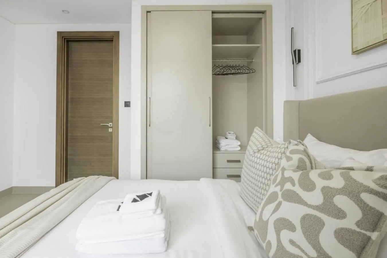 New 2Br With Pool And Gym In Green Sobha Community Dubaj
