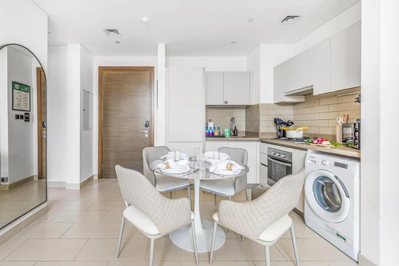 Apartman New 2Br With Pool And Gym In Green Sobha Community Dubaj